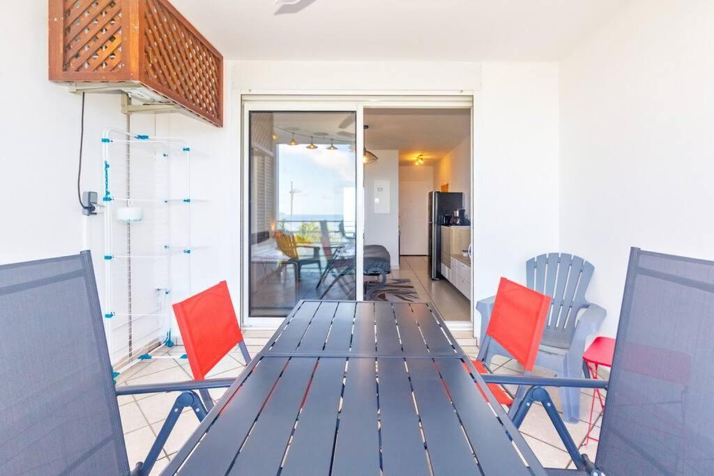 Oceanides - Studio Renove Avec Magnifique Vue Mer - Saint-Gilles-Les-Bains Dış mekan fotoğraf