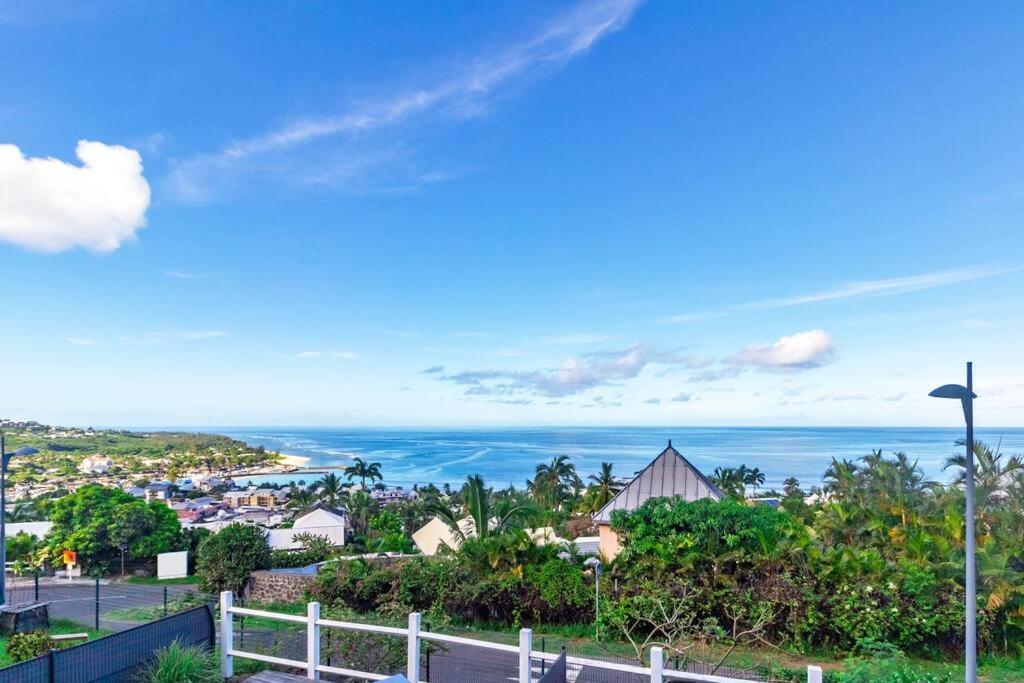 Oceanides - Studio Renove Avec Magnifique Vue Mer - Saint-Gilles-Les-Bains Dış mekan fotoğraf