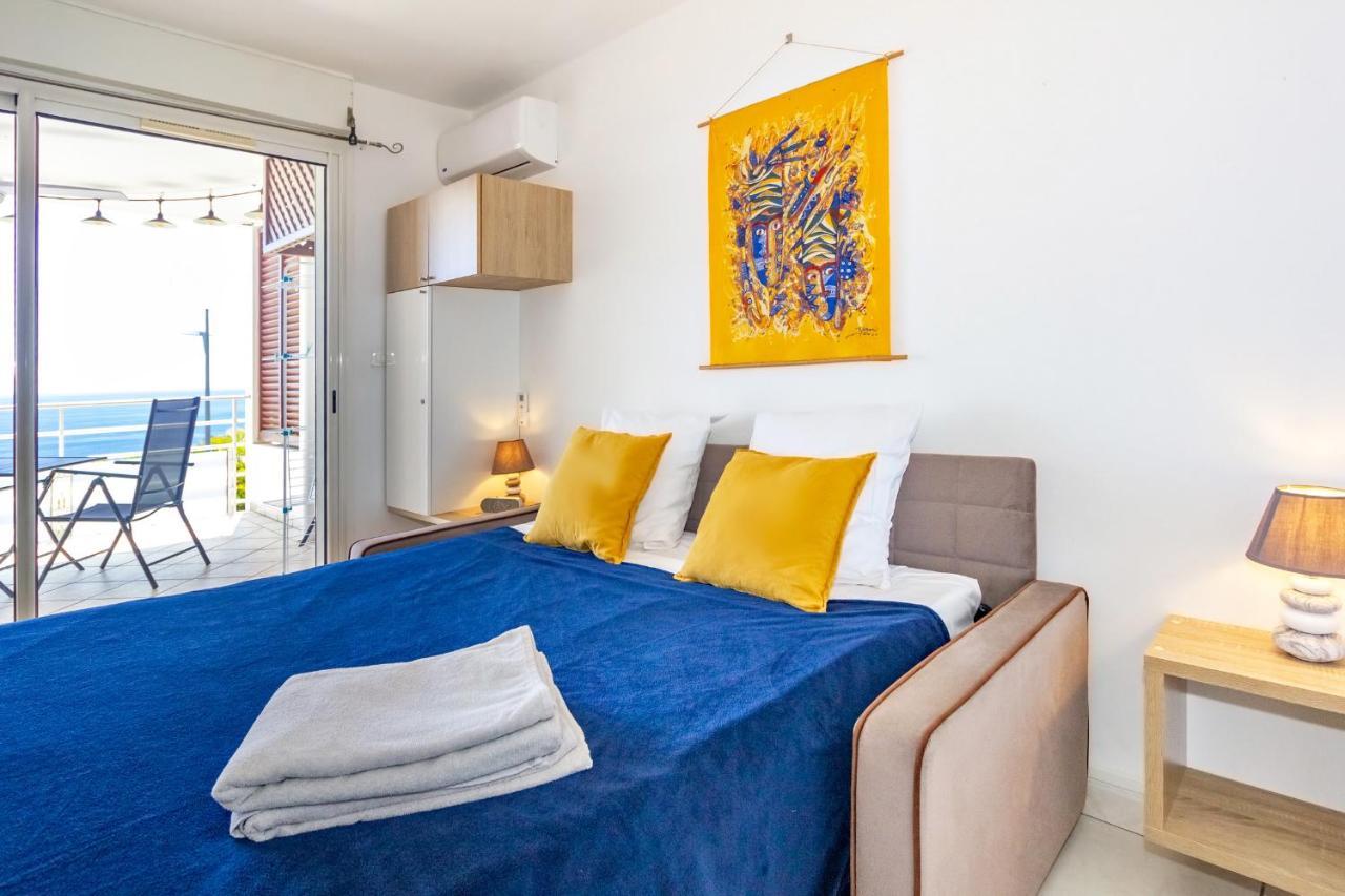 Oceanides - Studio Renove Avec Magnifique Vue Mer - Saint-Gilles-Les-Bains Dış mekan fotoğraf